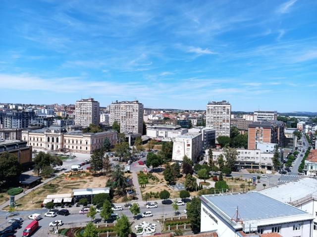 EKSKLUZIVNA PONUDA: Stan sa najlepšim pogledom u srcu Kragujevca