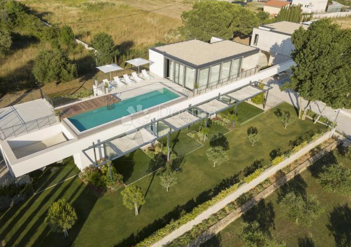 Two luxury villas near Zadar with a great view