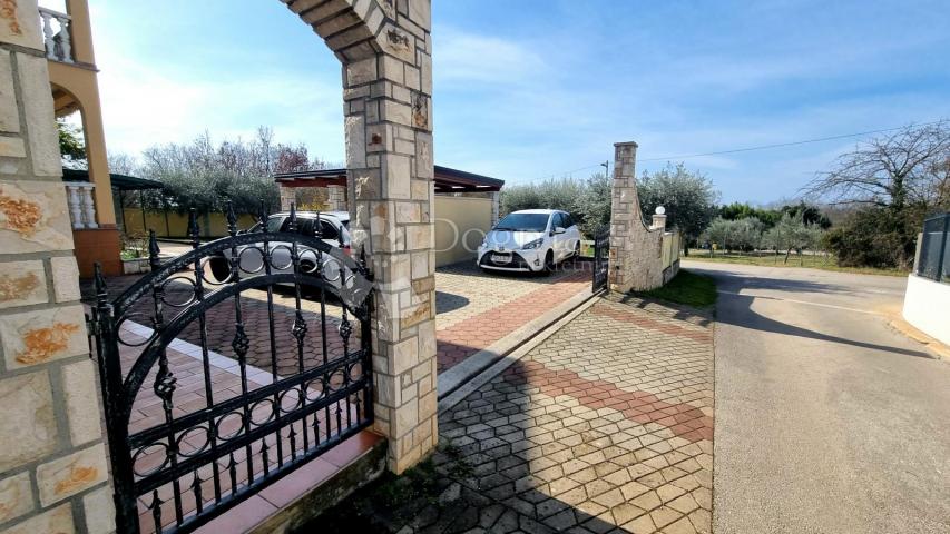 Haus Murine, Umag, 550m2