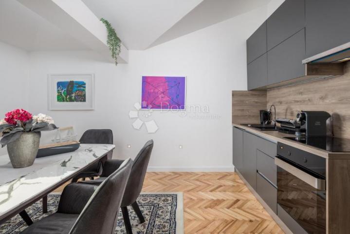 Flat Opatija - Centar, Opatija, 74,22m2