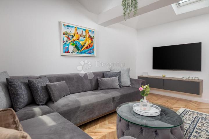 Flat Opatija - Centar, Opatija, 74,22m2