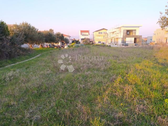 Land Arbanasi, Zadar, 704m2