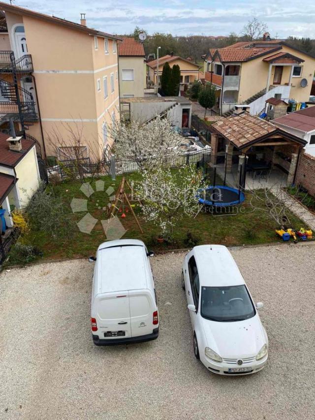 Istra - kuća s 5 apartmana u blizini Poreča