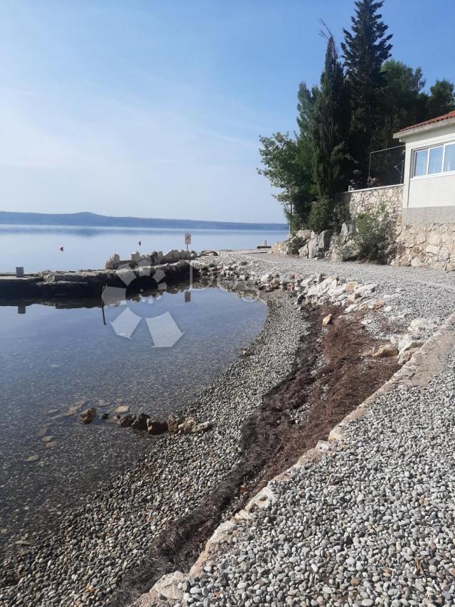 Građevinsko zemljište sa prekrasnim pogledom