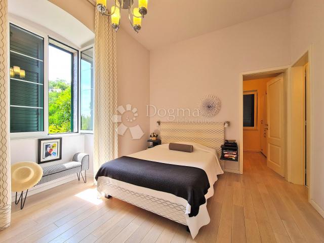 Flat Volosko, Opatija, 85m2