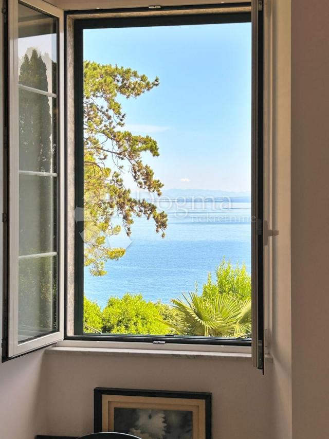 Flat Volosko, Opatija, 85m2