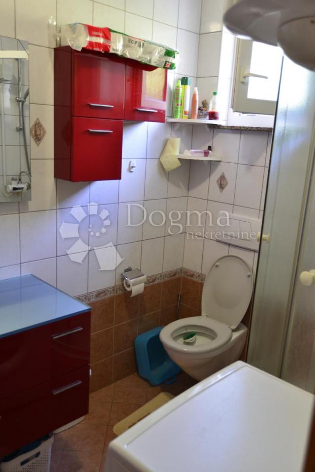 UVALA SOLINE APARTMAN NA 100 M OD MORA