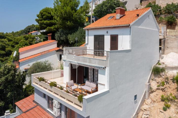 Haus Stanići, Omiš, 600m2