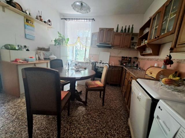 Flat Veli vrh, Pula, 84,09m2