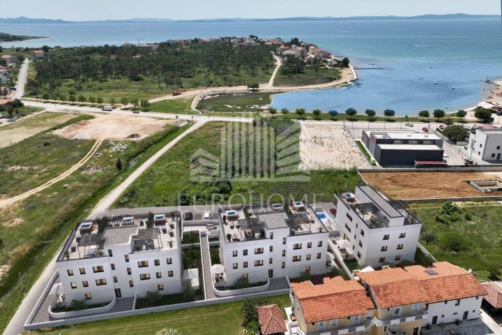 Pretprodaja, Penthouse, krovna terasa+bazen, 97, 05m2