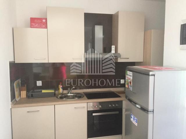 VIR, uređena kuća sa 6 apartmana, 390m2