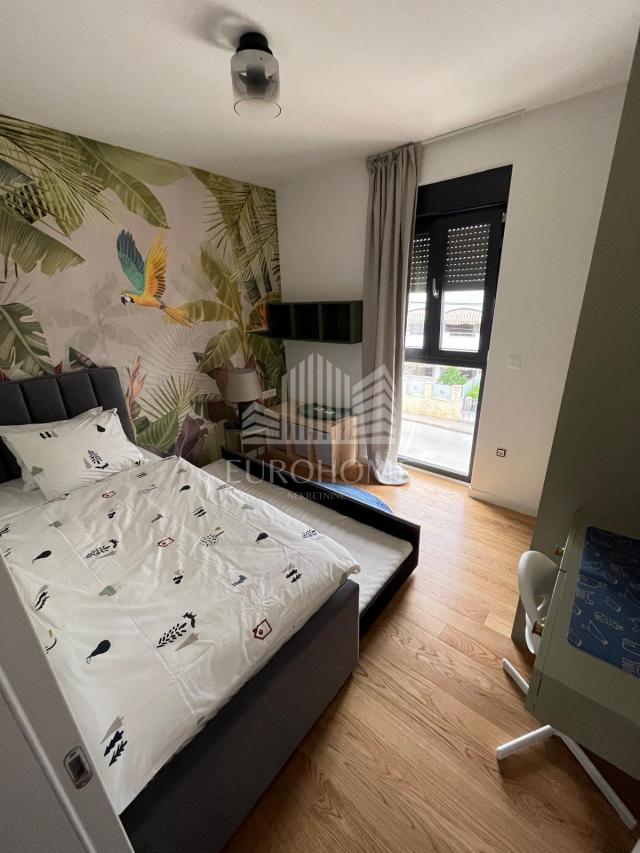 Penthouse u centru grada, krovna terasa, privatan kat, Zadar