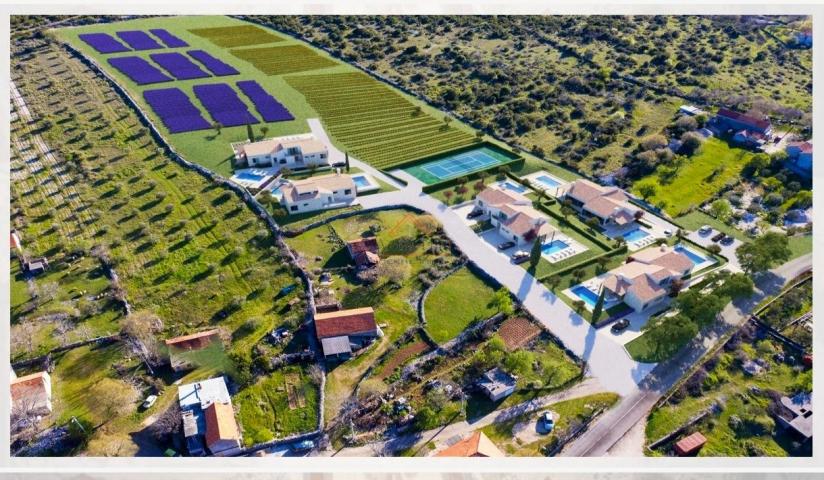 Šibenik - PROJEKT sa 5 vila na parceli od 21000m2