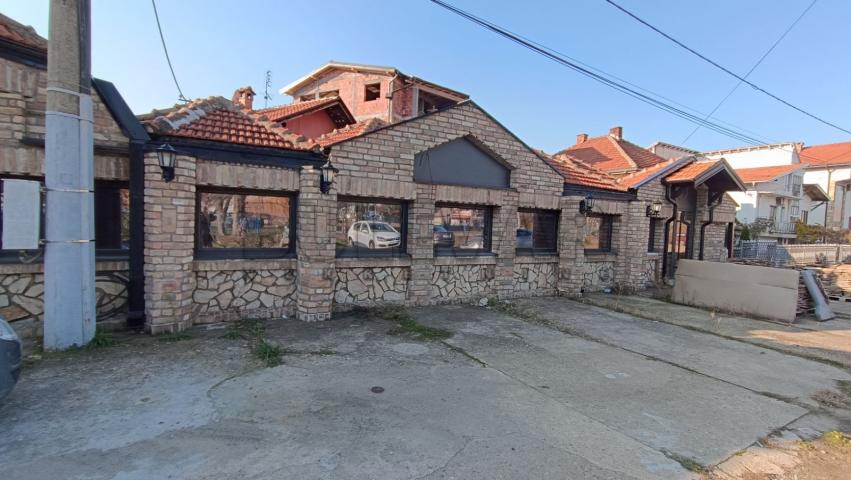 Poslovno-stambeni objekti, 320m2, naselje Rupe