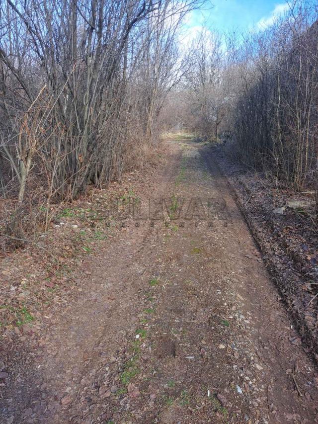 Odličan plac, vikend naselje Vrtište, 1216m2, blizu mlekare Milk house