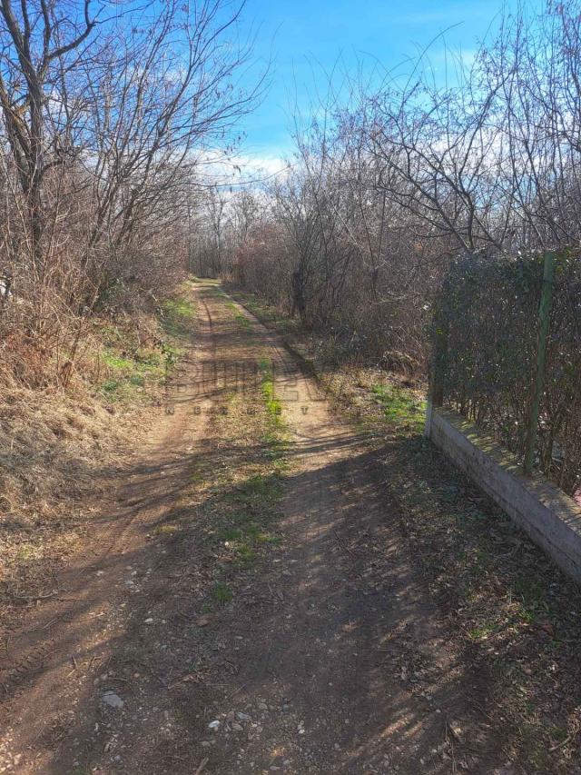 Odličan plac, vikend naselje Vrtište, 1216m2, blizu mlekare Milk house