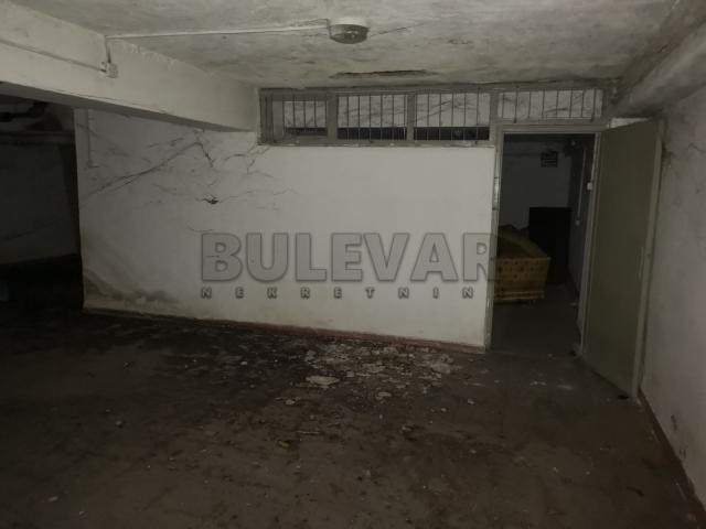 Poslovni prostor, Gradska bolnica, 96m2