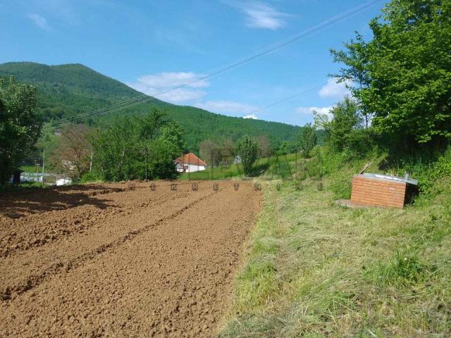 Kuća 157m2, plac 18, 34a,  selo Tulare, opština Medveđa