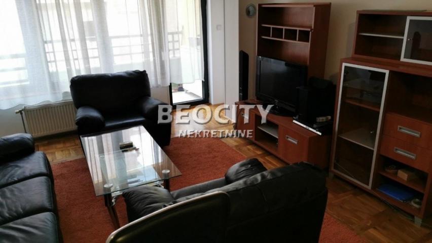 Novi Sad, Centar, Augusta Cesarca , 1. 5, 41m2, 119000EUR