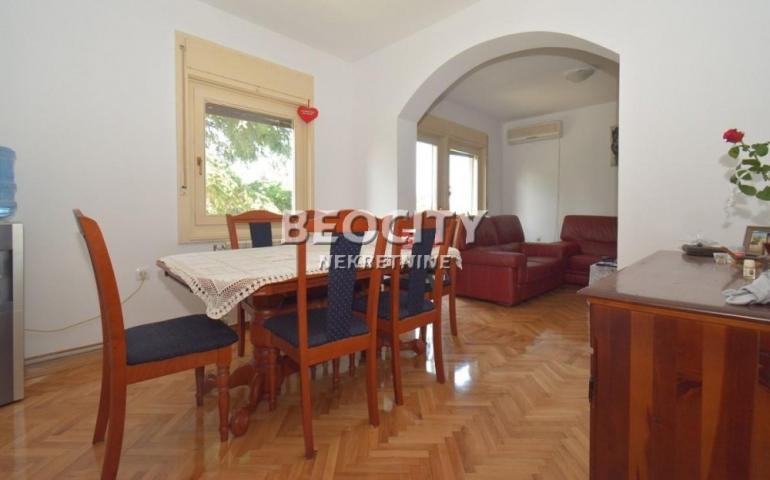 Čukarica, Sremčica, Porodice Stanković, 5. 0, 170m2, 169000EUR