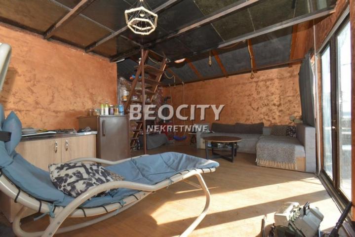 Čukarica, Umka, 13 Oktobra, 1. 0, 40m2, 30000EUR