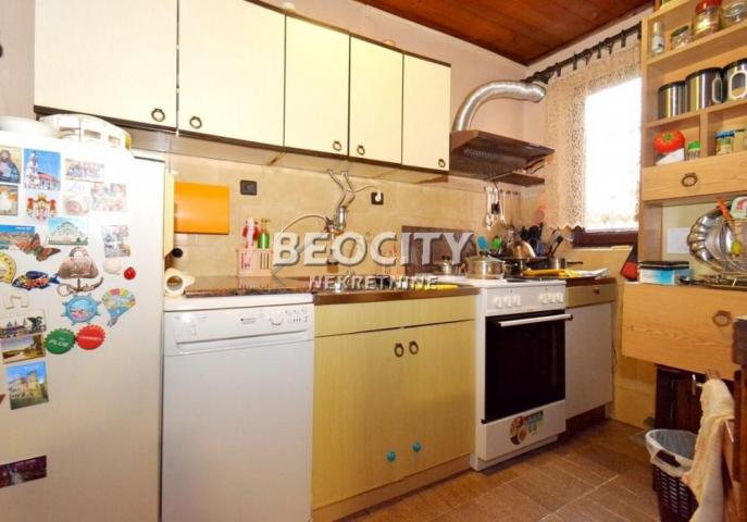 Zemun, Batajnica, Save Grkinića, 10. 0, 430m2, 235000EUR