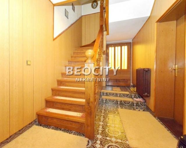 Zemun, Batajnica, Save Grkinića, 10. 0, 430m2, 235000EUR