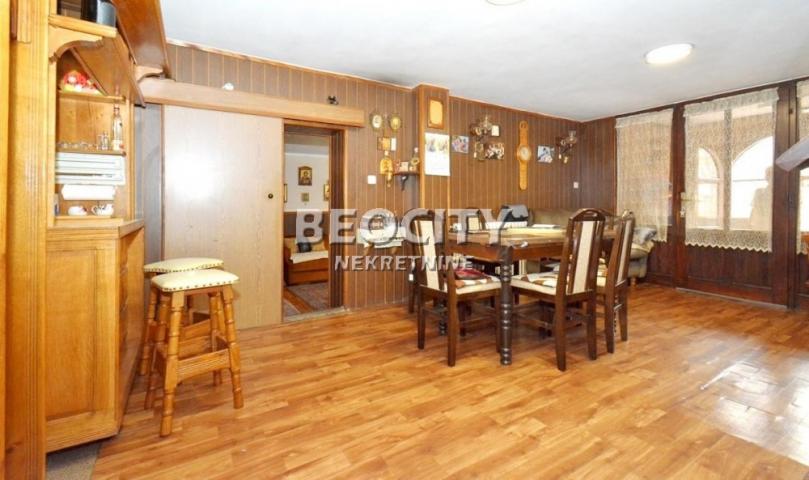 Zemun, Batajnica, Save Grkinića, 10. 0, 430m2, 235000EUR