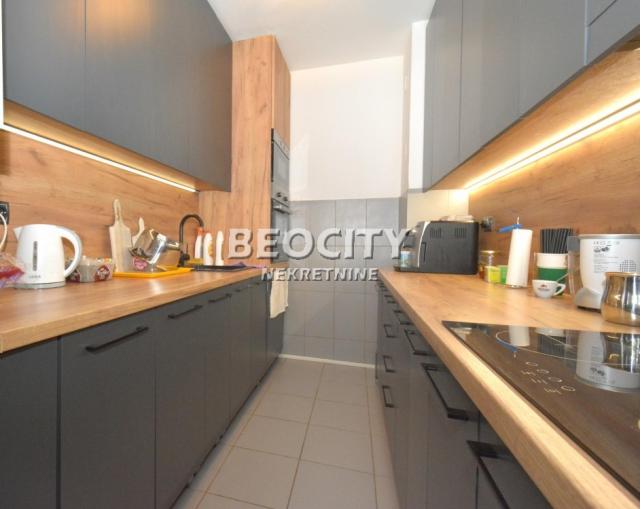 Rakovica, Labudovo brdo, 11. krajiške divizije, 3. 5, 89m2, 185000EUR