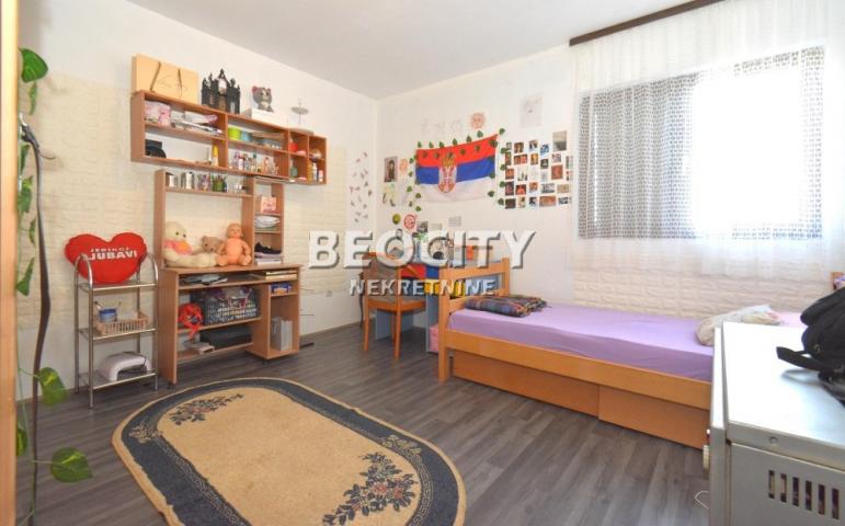 Čukarica, Sremčica, Školska, 3. 5, 87m2, 150000EUR