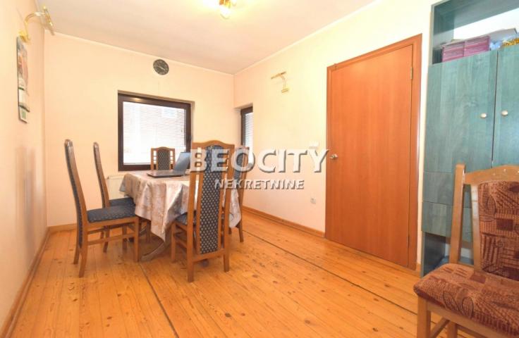 Mladenovac, Mladenovac (mesto), Učiteljska, 7. 0, 320m2, 300000EUR Dedinje