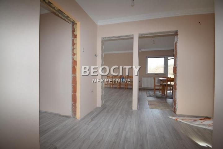 Voždovac, Ripanj, Avalska, 10. 0, 520m2, 250000EUR