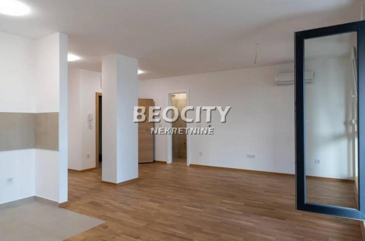 Novi Sad, Grbavica, Bulevar Cara Lazara, 4. 5, 135m2, 295966EUR