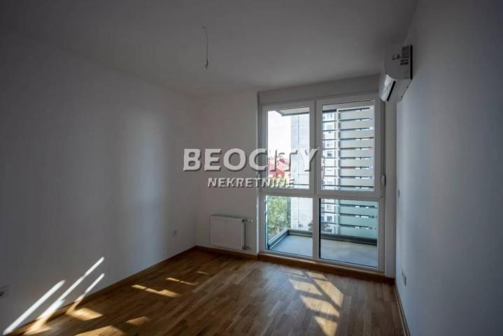 Novi Sad, Grbavica, Bulevar Cara Lazara, 5. 0, 105m2, 274066EUR