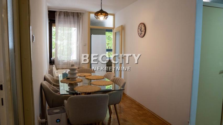 Novi Sad, Petrovaradin, Franje Štefanovića , 2. 0, 62m2, 111600EUR