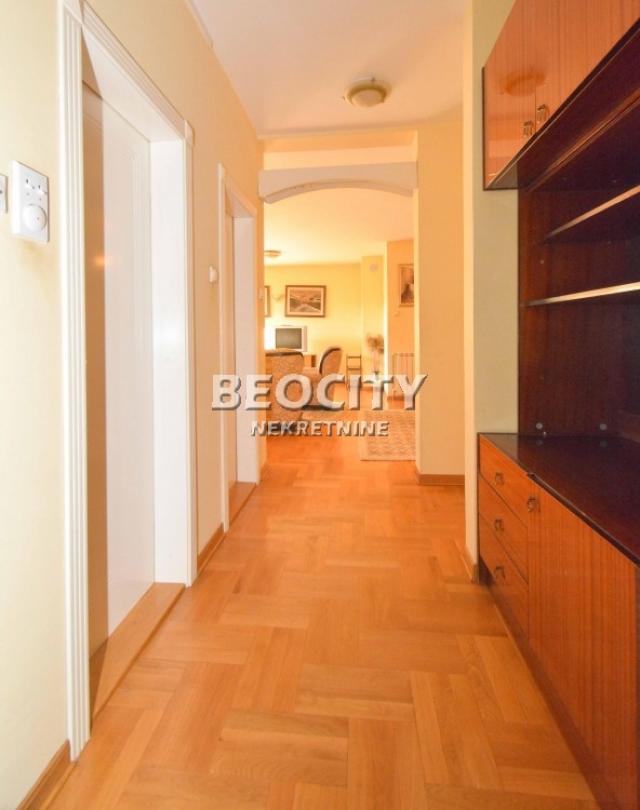 Zvezdara, Mirijevo,  Pere Veljkovića, 3. 0, 111m2, 166390EUR