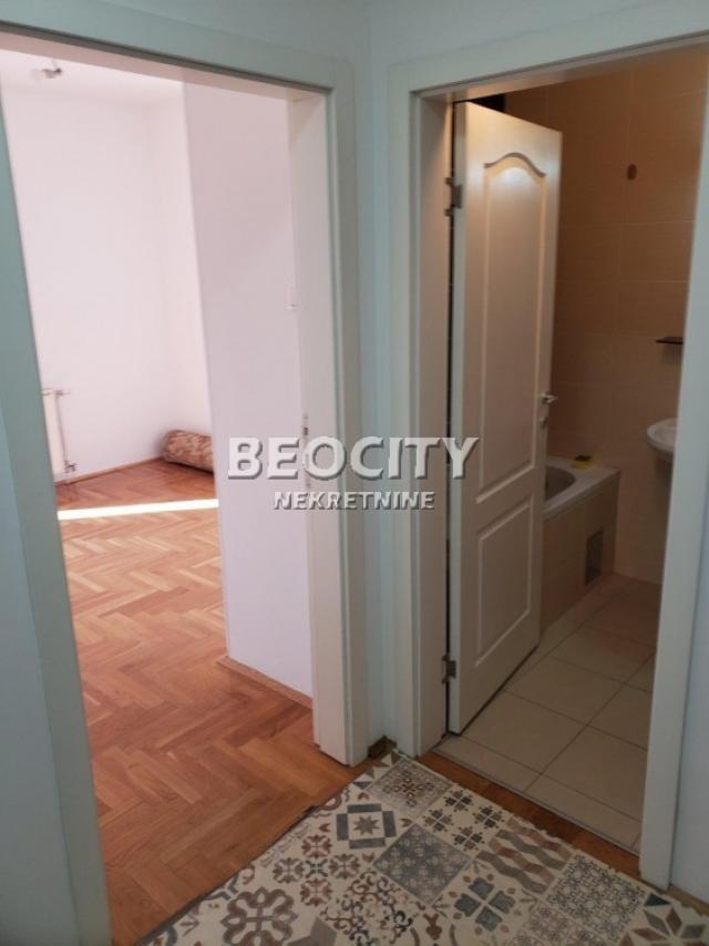 Novi Sad, Adamovićevo Naselje, Bulevar Evrope, 1. 5, 55m2, 131000EUR