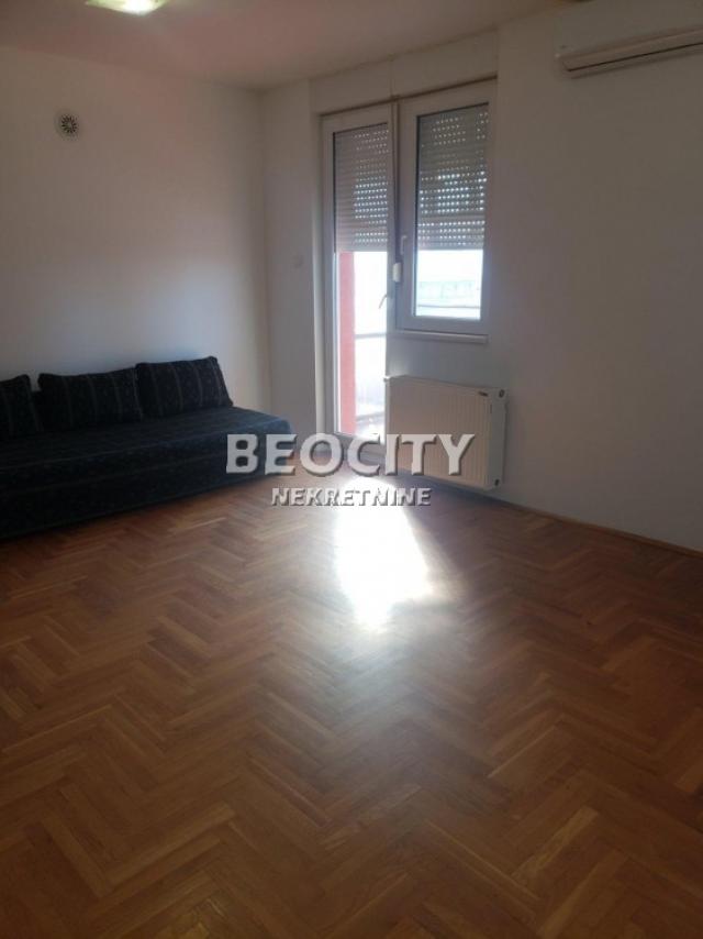 Novi Sad, Adamovićevo Naselje, Bulevar Evrope, 1. 5, 55m2, 131000EUR