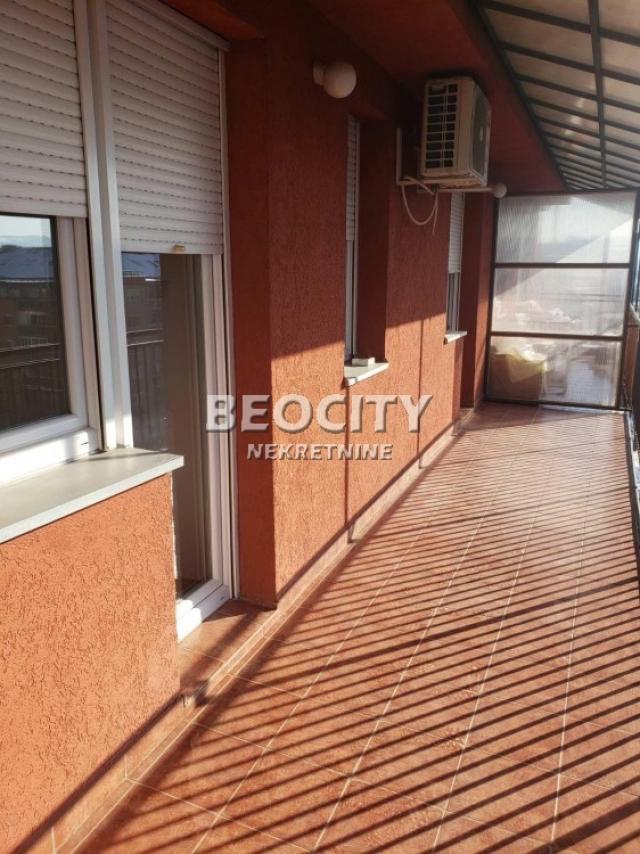 Novi Sad, Adamovićevo Naselje, Bulevar Evrope, 1. 5, 55m2, 131000EUR