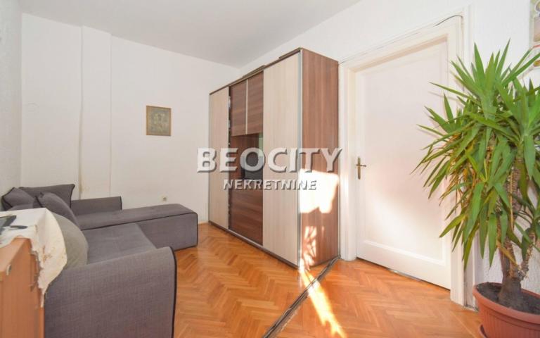 Zemun, Centar, Glavna, 3. 0, 92m2, 170000EUR