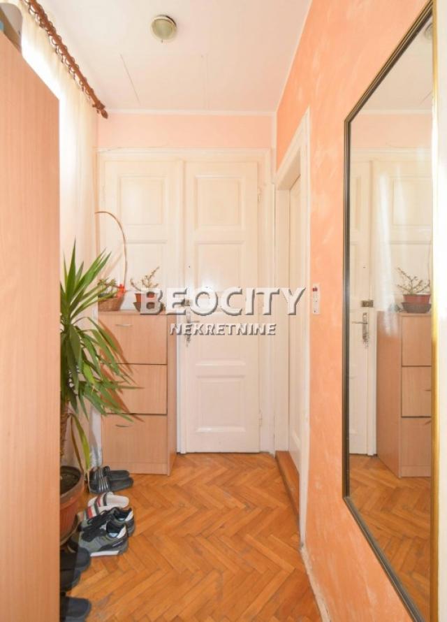 Zemun, Centar, Glavna, 3. 0, 92m2, 170000EUR