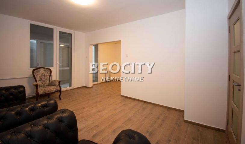 Rakovica, Miljakovac, Osme crnogorske brigade, 3. 0, 67m2, 140000EUR