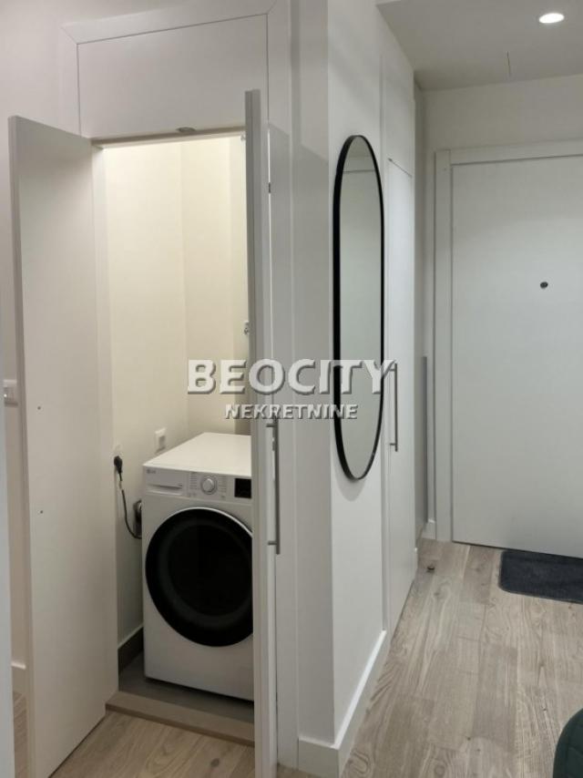 Savski venac, Beograd na vodi, Metropolitan, 3. 0, 70m2, 1750EUR