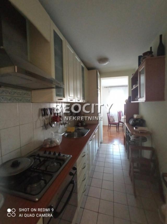 Novi Sad, Sajam, Toplice Milana, 3. 0, 83m2, 190900EUR