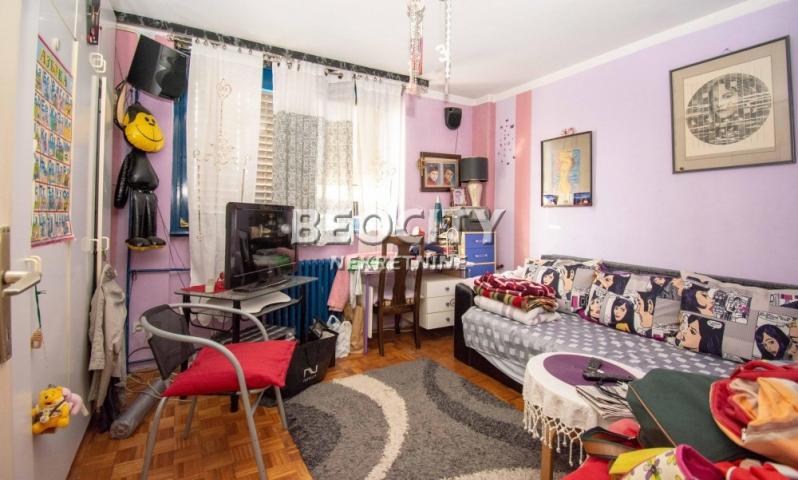 Zvezdara, Mirijevo, Mirka Banjevića, 2. 5, 72m2, 142000EUR