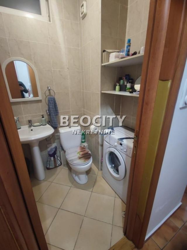 Novi Sad, Grbavica, Danila Kiša, 0. 5, 28m2, 93000EUR