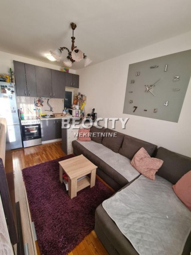 Novi Sad, Nova Detelinara, Trg Majke Jevrosime, 1. 5, 32m2, 70000EUR