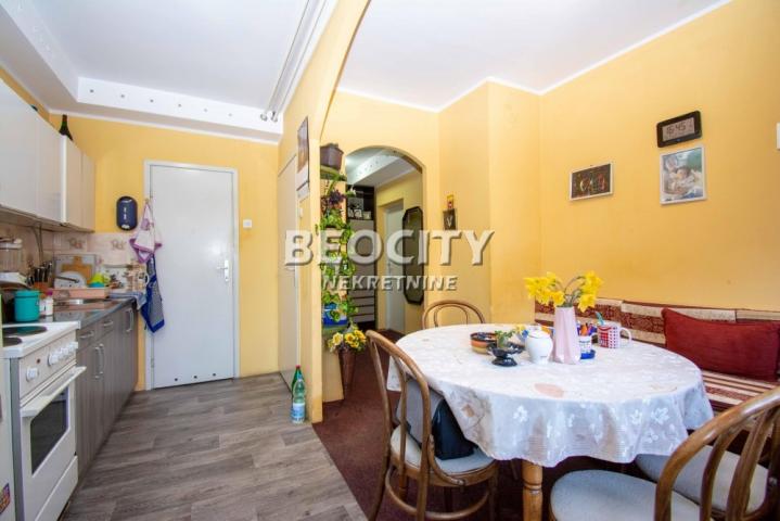 Rakovica, Pilota Mihaila Petrovića, Pilota Mihaila Petrovića, 2. 5, 68m2, 110000EUR