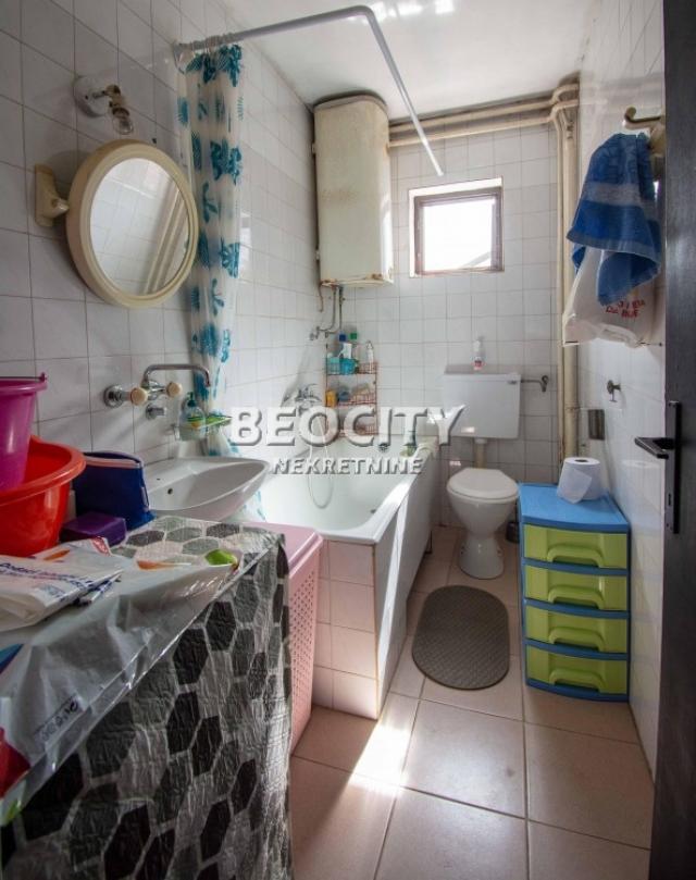 Rakovica, Petlovo brdo, Georgija Ostrogorskog, 8. 0, 200m2, 210000EUR