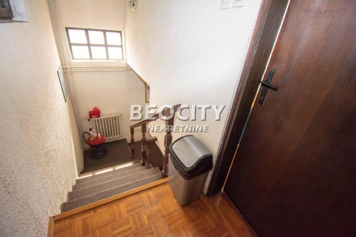 Rakovica, Petlovo brdo, Georgija Ostrogorskog, 8. 0, 200m2, 210000EUR